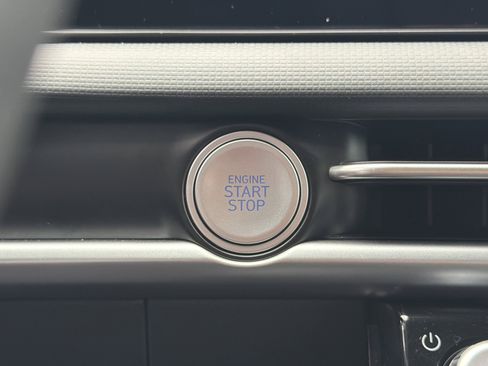 New 2026 Hyundai Santa Cruz SEL FWD image 8