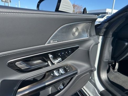 Certified 2024 Mercedes-Benz SL 43 AMG w/ Driver Assistance Package image 18
