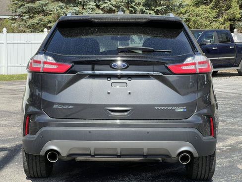 Used 2019 Ford Edge Titanium w/ Cold Weather Package AWD/4WD image 37
