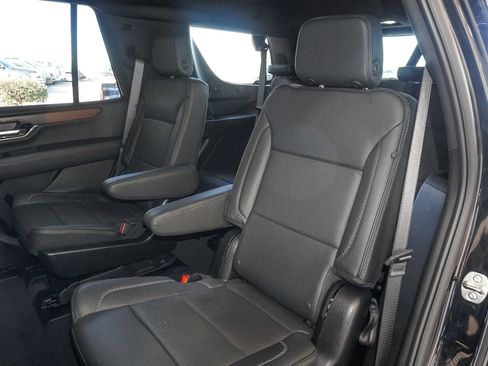 Used 2025 GMC Yukon Denali image 36