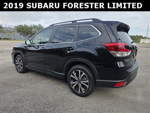 Used 2019 Subaru Forester Limited w/ Popular Package #3 image 5