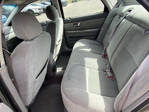 Used 2003 Ford Taurus SES image 31