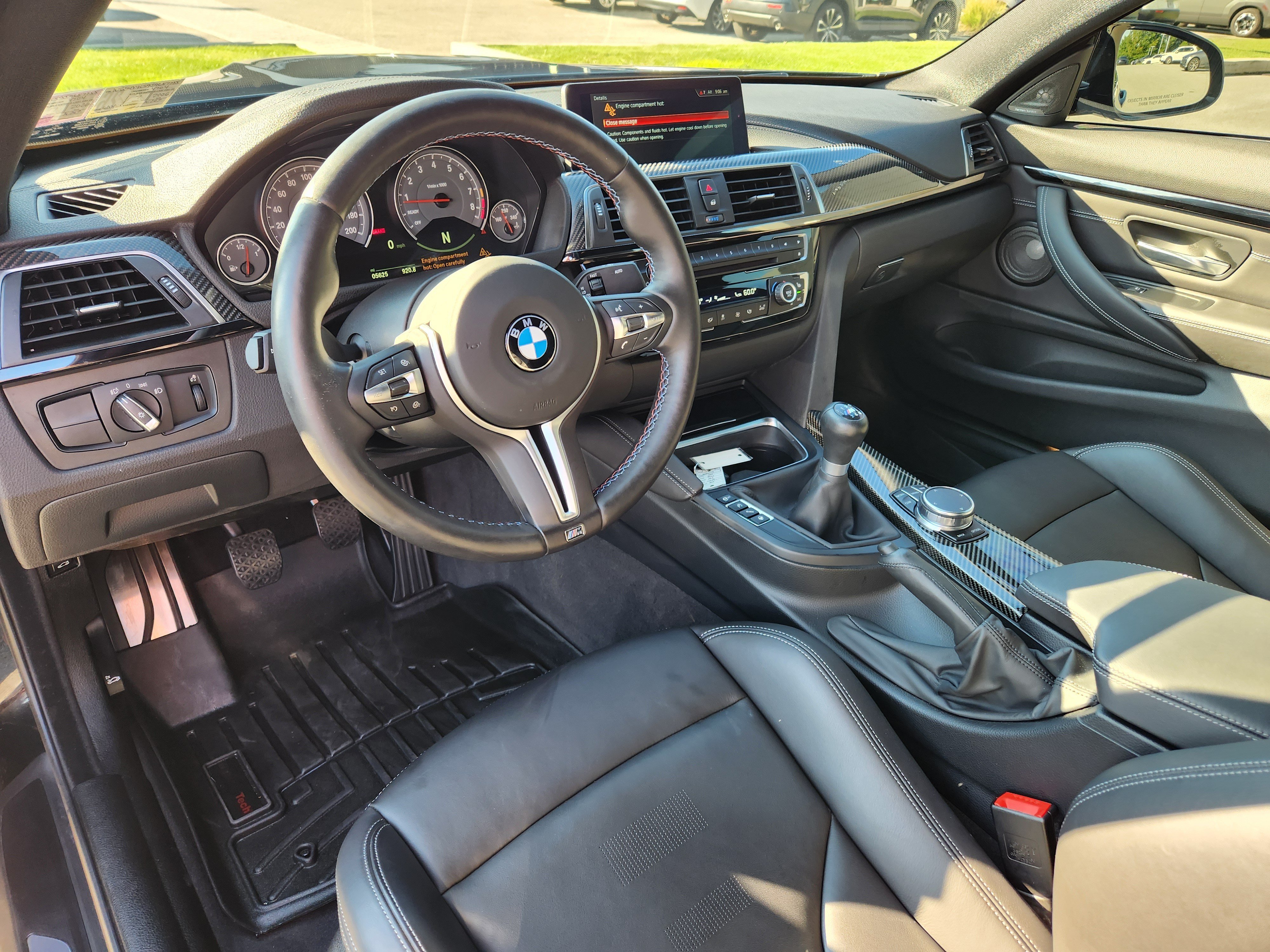 Used 2018 BMW M4 Coupe w/ Competition Package RWD image 13