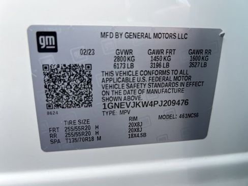 Used 2023 Chevrolet Traverse RS image 41