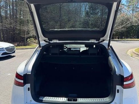 Used 2024 Genesis GV60 Advanced image 8