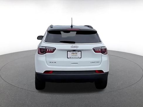 Used 2025 Jeep Compass Limited image 11
