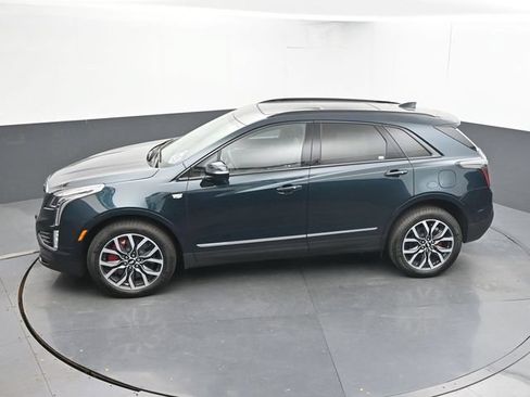 Used 2024 Cadillac XT5 Sportv w/ Technology Package AWD/4WD image 44