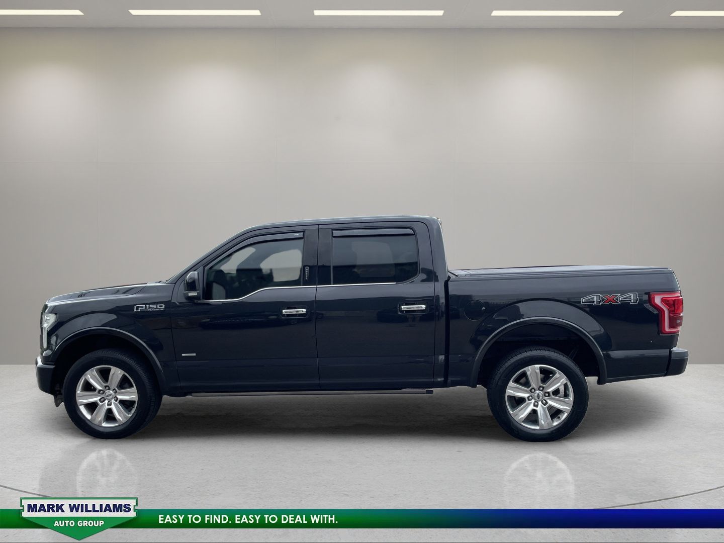 Used 2015 Ford F150 Platinum w/ Equipment Group 701A Luxury AWD/4WD image 4