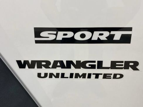 Used 2012 Jeep Wrangler Unlimited Sport w/ PWR Convenience Group AWD/4WD image 30