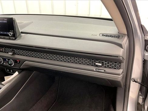 Certified 2024 Honda Accord EX image 18