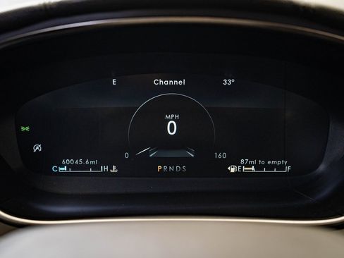 Used 2019 Lincoln Nautilus Select image 26