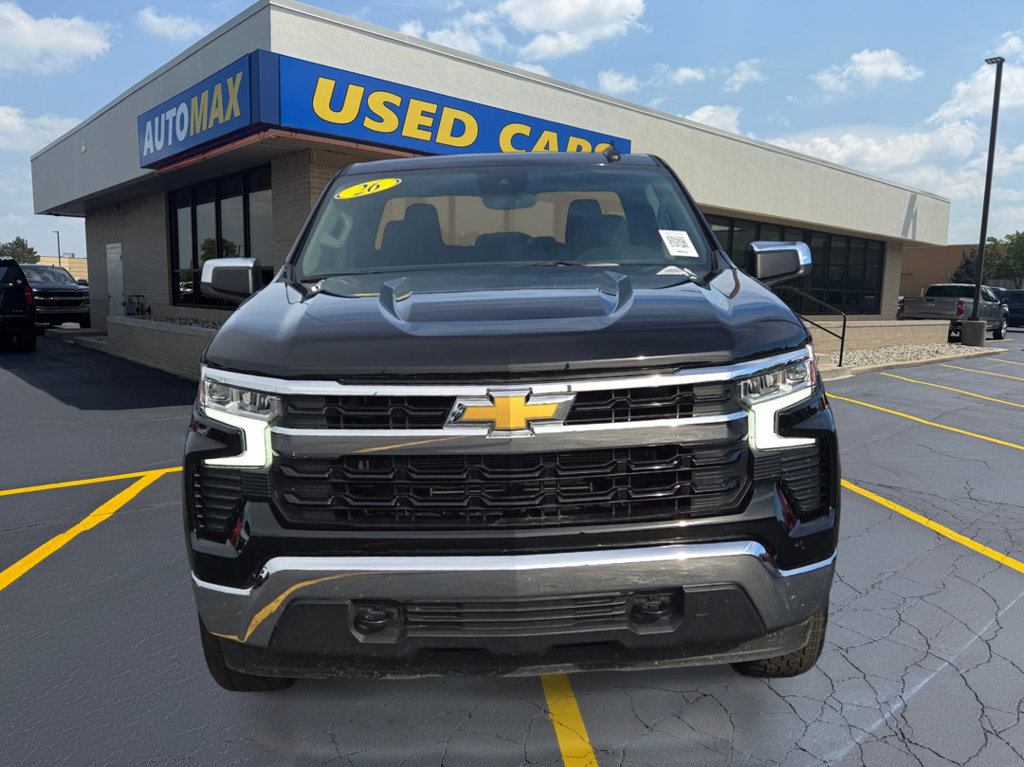 Used 2026 Chevrolet Silverado 1500 LT AWD/4WD image 3