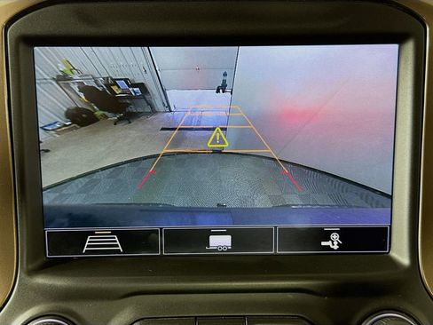 Used 2020 Chevrolet Silverado 1500 High Country AWD/4WD image 14
