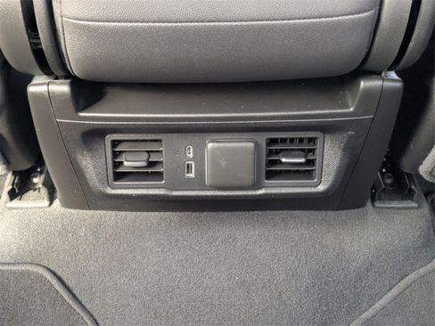 Used 2023 GMC Sierra 1500 SLT image 14