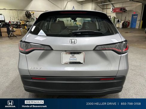 Used 2023 Honda HR-V LX image 7