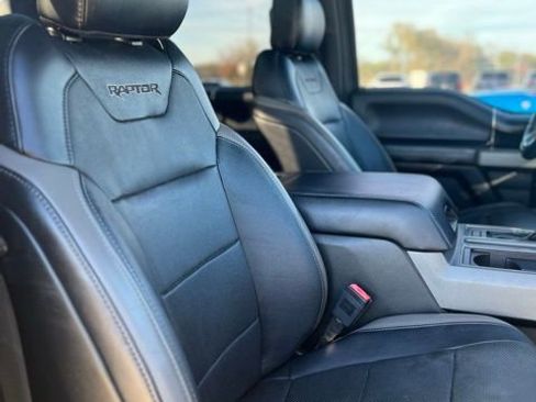 Used 2018 Ford F150 Raptor w/ Equipment Group 802A Luxury image 28