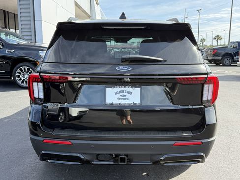 New 2026 Ford Explorer ST-Line RWD image 5