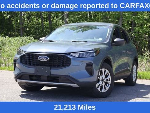 Used 2023 Ford Escape Active AWD/4WD image 2