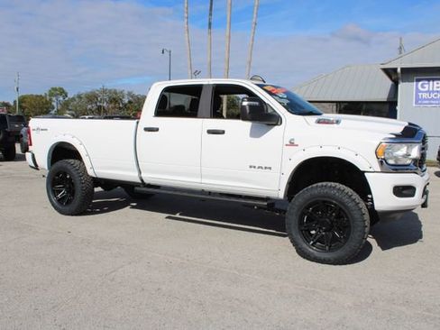 Used 2023 RAM 2500 Big Horn w/ Level 1 Equipment Group image 14