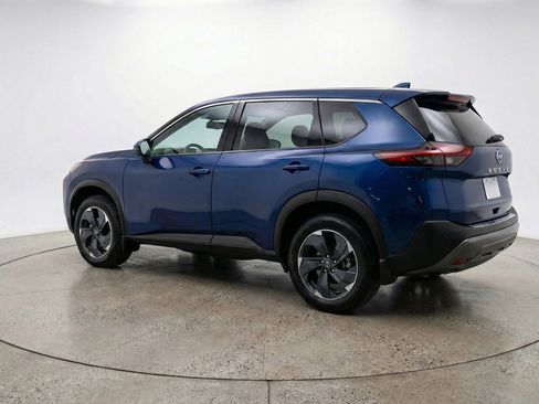 Used 2025 Nissan Rogue SV image 6