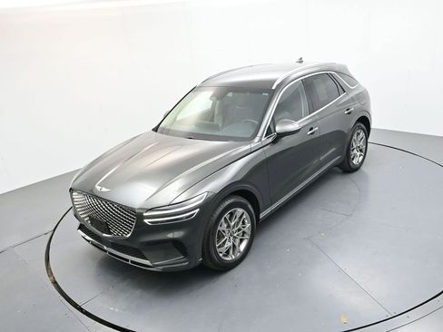 Used 2025 Genesis GV70 2.5T AWD/4WD image 24