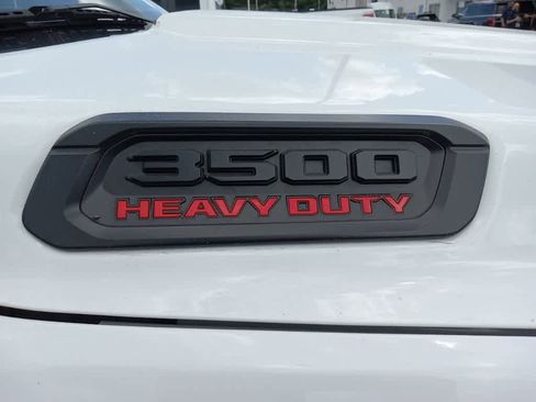 Used 2022 RAM 3500 Tradesman image 10
