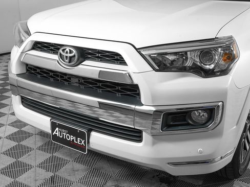 Used 2018 Toyota 4Runner Limited RWD image 27