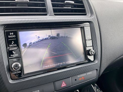 Used 2025 Mitsubishi Outlander Sport AWD image 21
