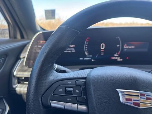 Used 2024 Cadillac XT4 Sport image 17