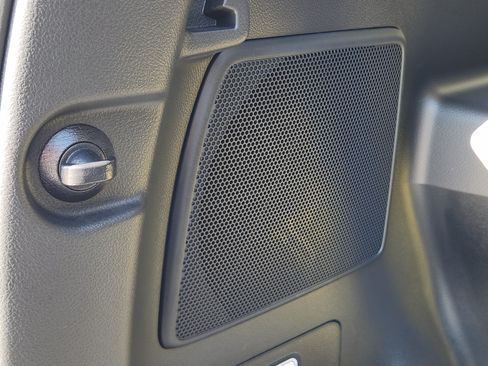 Used 2023 Lexus GX 460 Luxury w/ Accessory Package AWD/4WD image 19