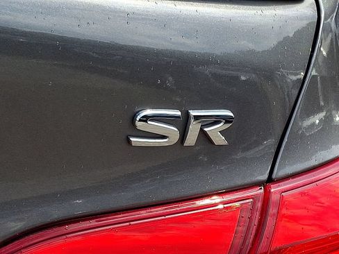Used 2019 Nissan Sentra SR w/ Premium Package (SR) FWD image 30