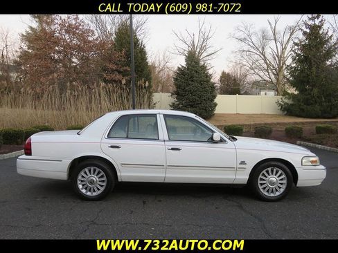 Used 2010 Mercury Grand Marquis LS image 4