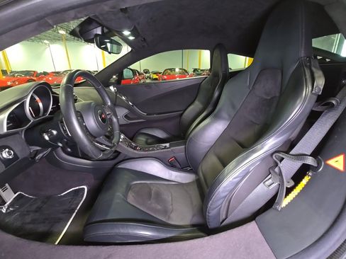 Used 2012 McLaren MP4-12C Coupe RWD image 10