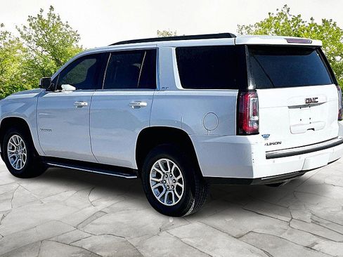 Used 2018 GMC Yukon SLT w/ Open Road Package image 4