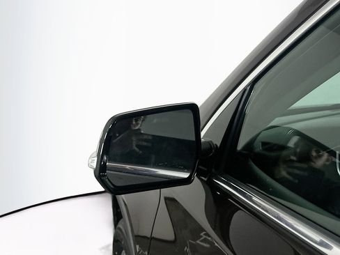 Used 2019 Chevrolet Traverse LT w/ LPO, Floor Liner Package image 16