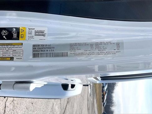 Used 2023 Jeep Wrangler Unlimited Sahara image 19