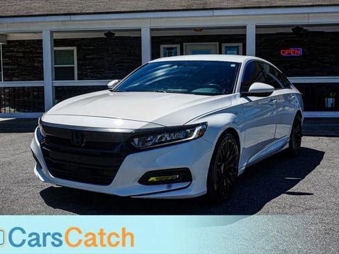 Used 2018 Honda Accord Sport image 12