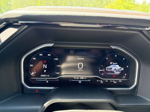 Used 2024 GMC Sierra 1500 AT4 w/ Technology Package AWD/4WD image 19