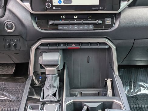 Used 2023 Toyota Tundra SR5 w/ SR5 Convenience Package AWD/4WD image 19