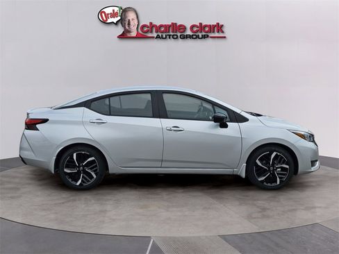 New 2025 Nissan Versa SR w/ Trunk Package image 7