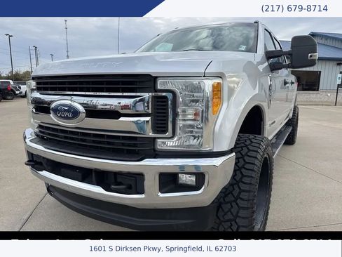 Used 2017 Ford F250 XLT w/ XLT Value Package image 1