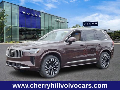 New 2025 Volvo XC90 B5 Core w/ Protection Package Premier image 3