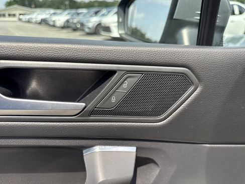 Used 2022 Volkswagen Tiguan S FWD image 16