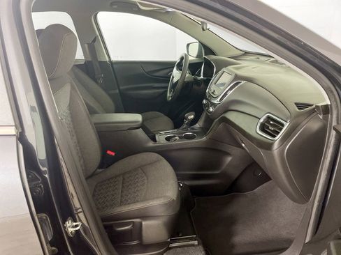Used 2023 Chevrolet Equinox LT image 27