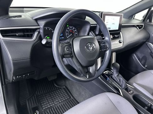 Used 2024 Toyota Corolla Cross AWD Hybrid image 10