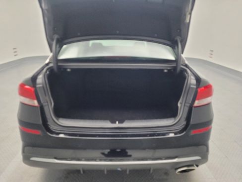 Used 2020 Kia Optima LX image 29