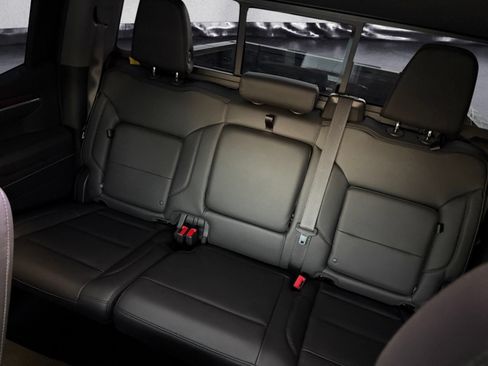 Used 2026 GMC Sierra 1500 Denali AWD/4WD image 13