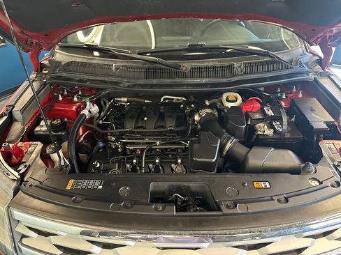 Used 2019 Ford Explorer XLT AWD/4WD image 23