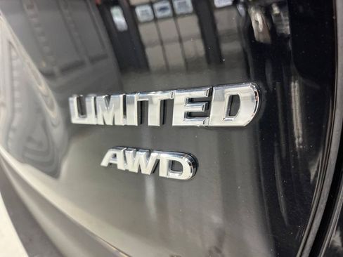Used 2022 Toyota RAV4 Limited w/ Limited Grade Weather Package AWD/4WD image 36