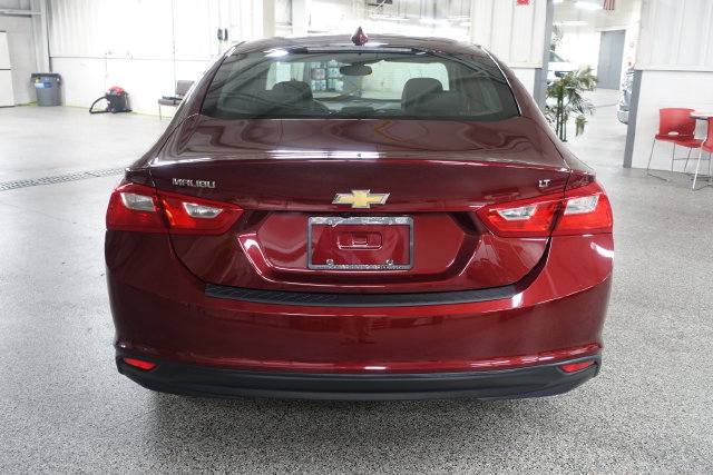 Used 2016 Chevrolet Malibu LT w/ Leather Package FWD image 6